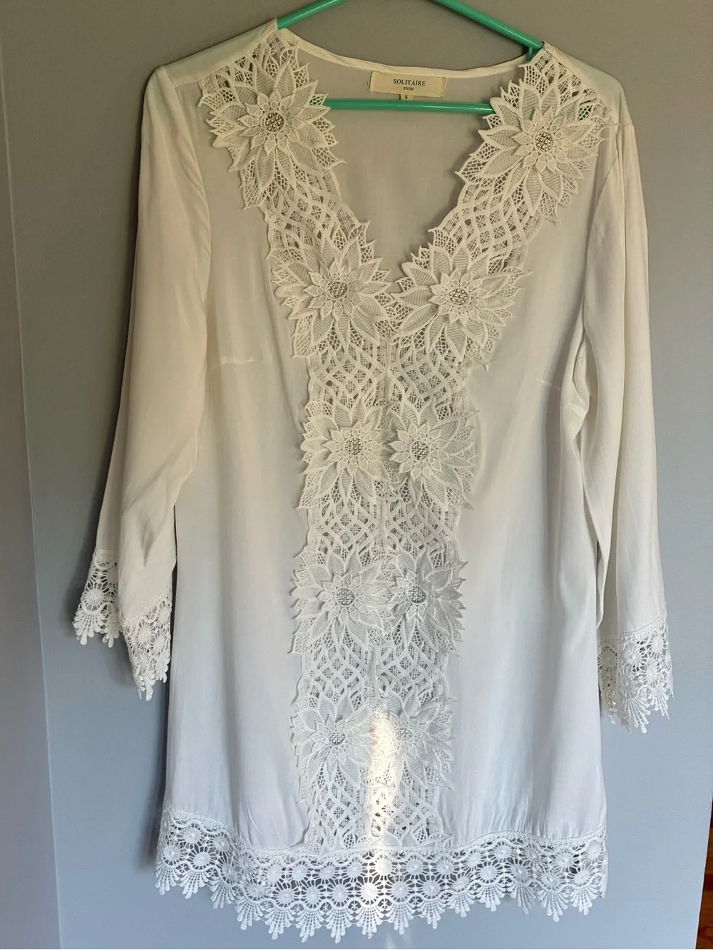 Solitaire White Crochet Lace V-Neck Swim Cover Up